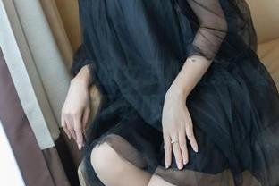 爱蜜社 – 梦心月的女王作品集：你真的敢下载吗？
