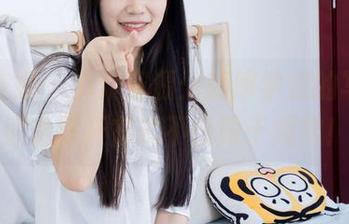 物恋传媒 – 小众资源：婷婷学姐的写真，别走打开方式不仅限于观赏！