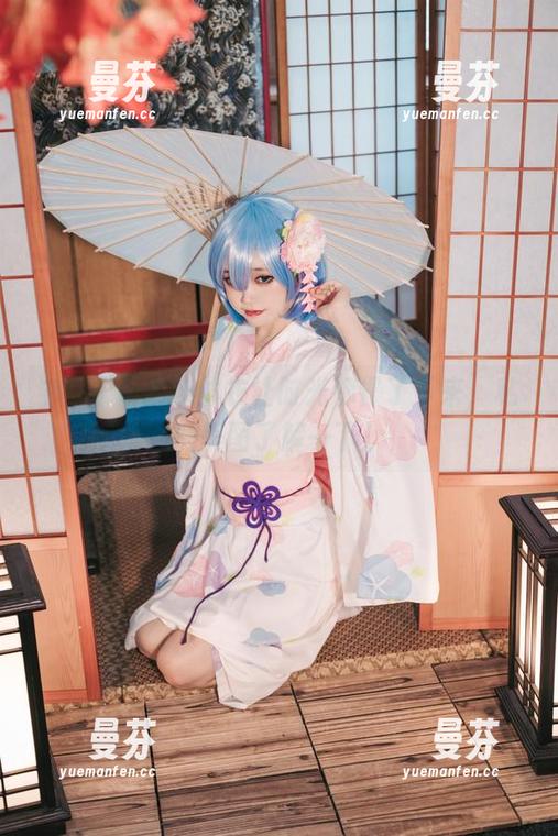 神沢永莉的连体衣让时光都慢了下来，私房美图了解一下！