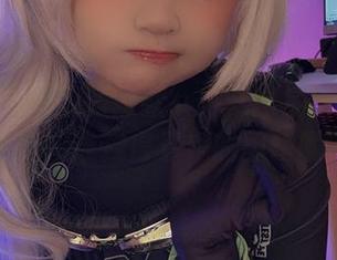 神沢永莉的厨房短款女仆：这是新的一图更新，谁找得着她的围裙呢？