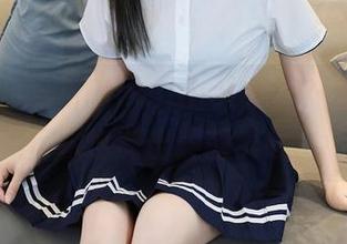 秀人网 – 妮儿Bluelabel缺钱？没事，死库水也能出美图卖钱！