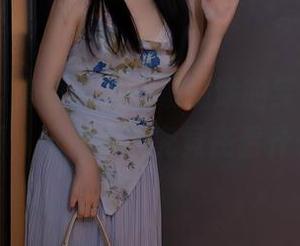 秀人网 – 高跟鞋，一塌糊涂的梦心玥套图资源，恍惚中我究竟在看什么？