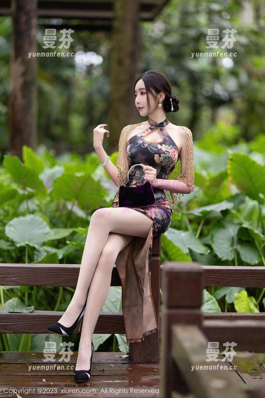 秀人网 - 没有套路，瑶啊摇的瑶校园里的免费资源，来一波撒花吧！