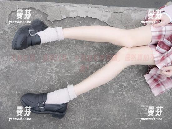 紧急企划 - 最新扫荡，小恩的毛衣美图，居然真的不一般！