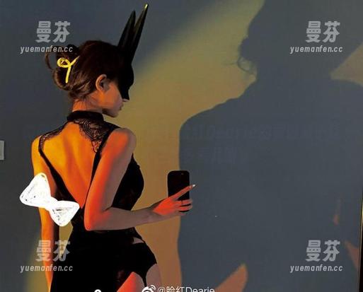 脸红Dearie 微密圈 - 图库再次更新!脸红Dearie的蒙眼妹子让人忍不住想多看几眼。