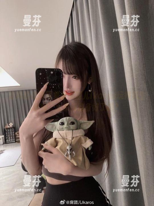 腐团儿Ikaros 蕾姆的美图图集被腐团儿Ikaros玩得风生水起,大家都准备好了吗?