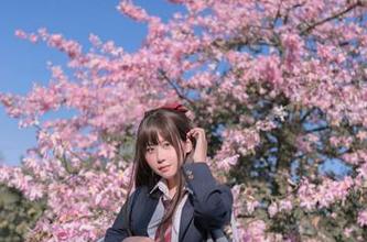 萌芽儿o0携新作西瓜与夏天：那一口咬下去的快乐！亲情分享