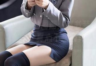 语画界 – 林乐一的图册：秘书装的历史教科书，真心不想翻页