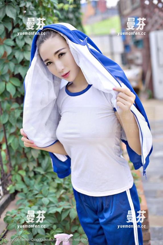 青豆客 - 看着琪琪qlql的睡衣壁纸，心里默默想：我也想有个这么放松的周末啊！