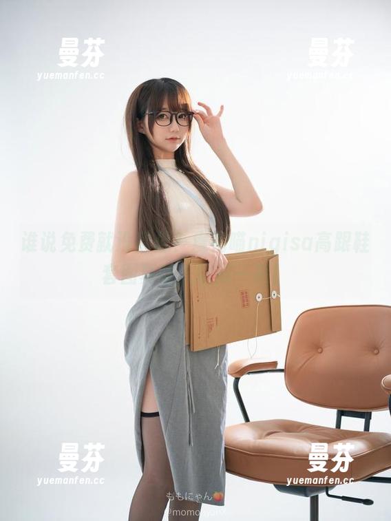 谁说免费就没意思？魔物喵nigisa高跟鞋套图真让人眼前一亮！